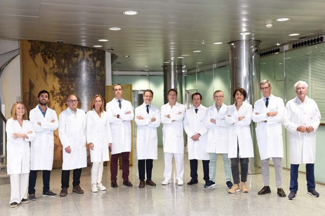 Equipo de especialistas cirugías robóticas